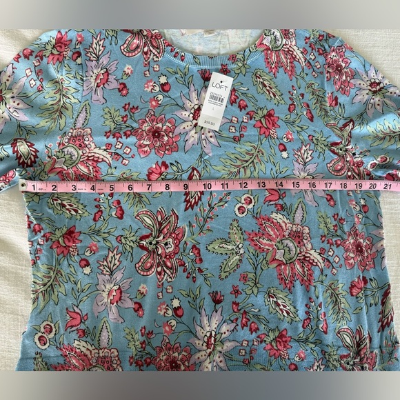 NWT LOFT Short Sleeve Knit Floral Light Blue - Picture 7 of 7